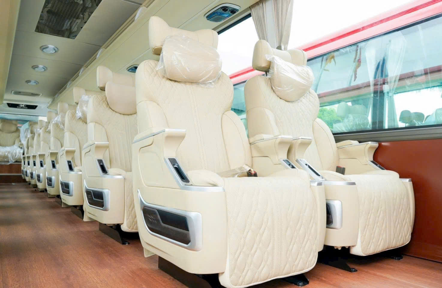 Nôi thất xe thuexecotaixe.com